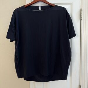 Lululemon Back in Action Short Sleeve in Nulu